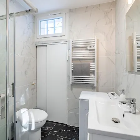 Studio Climatise, Proche Des Commodites, Au Calme. Apartment Toulon